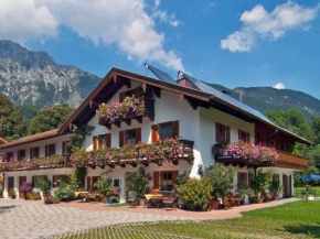Ferienwohnungen Auhaus